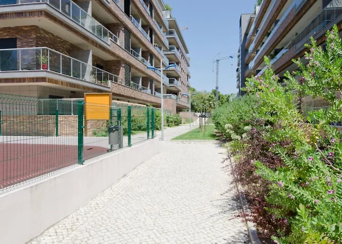 Apartmán Parque Nacoes / Jardins Cristo Rei *