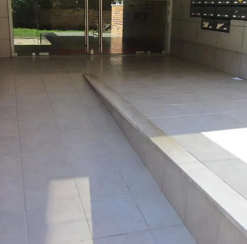 Parque Nacoes / Jardins Cristo Rei Apartmán *